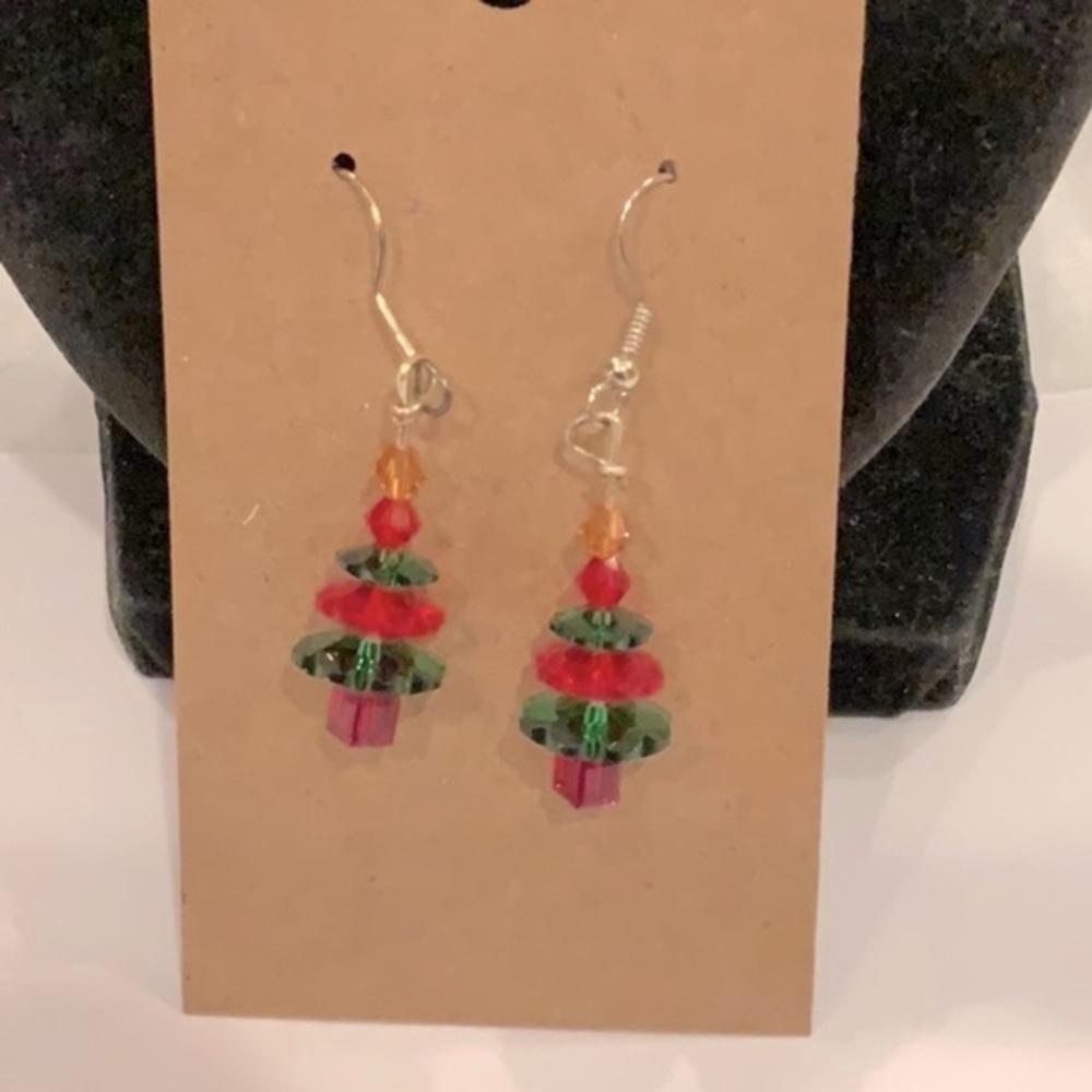 💐5/25 crafty Christmas tree beaded earrings